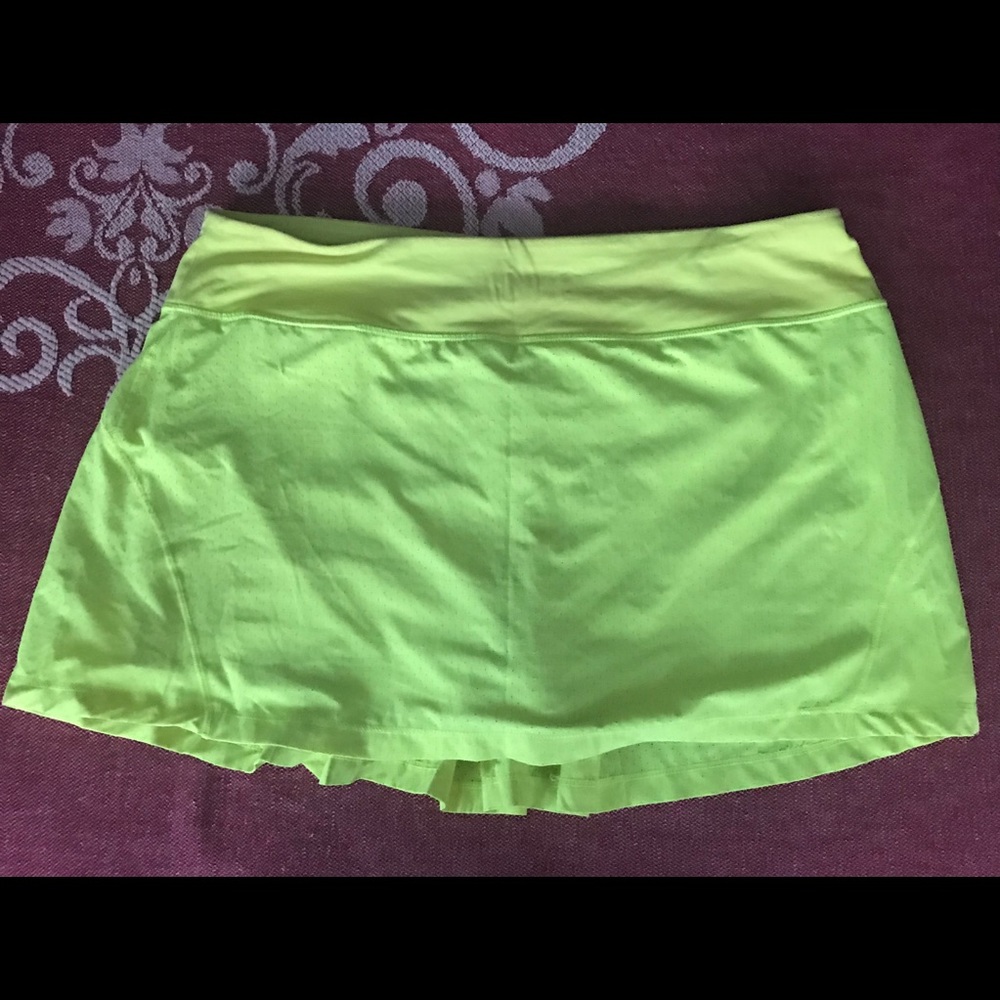 Gap fit Running skirt size medium